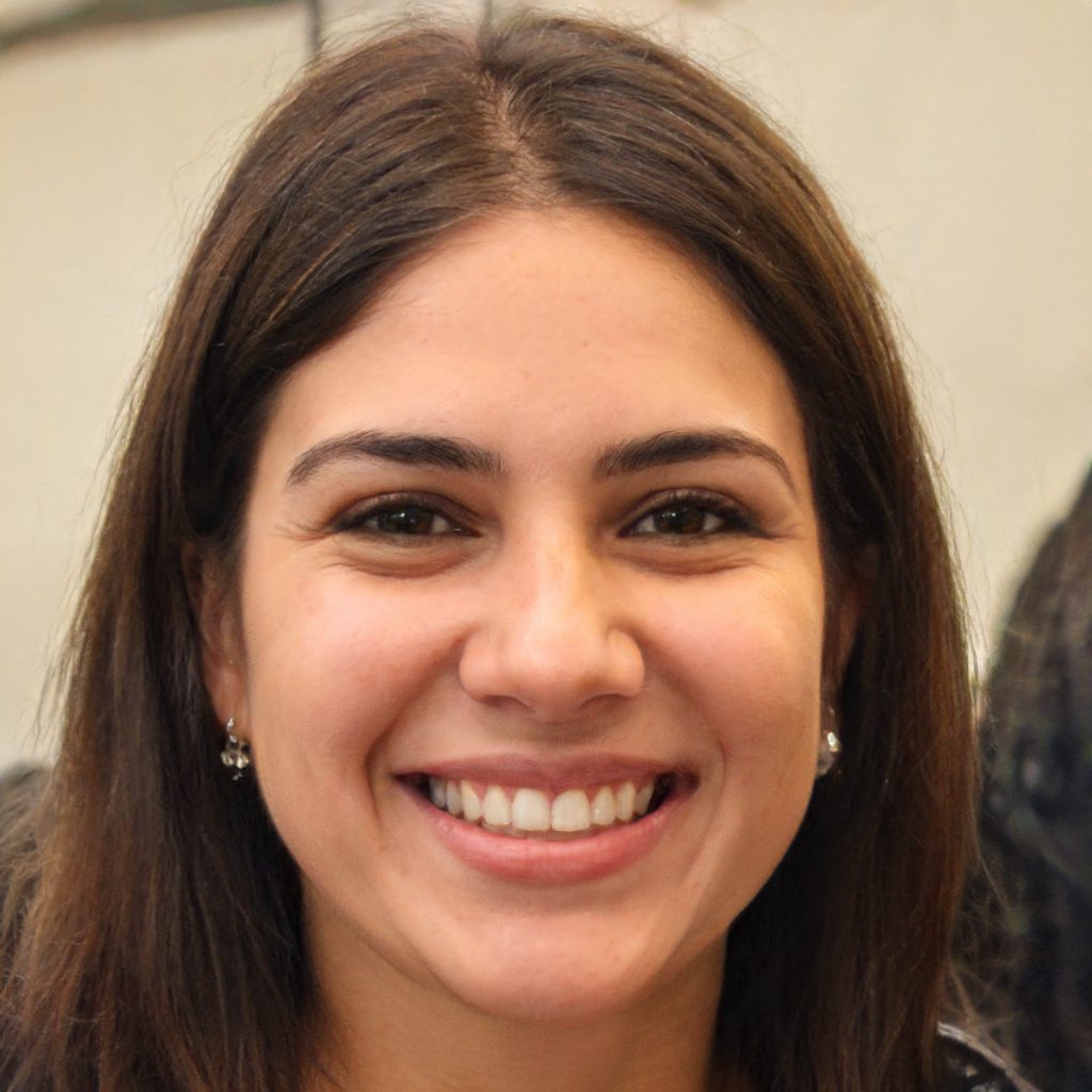 About Laura Antoniou - Administrative Assistance of LookBallet.com